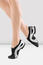 Load image into Gallery viewer, Childrens and Adults Slipstream Slip On Jazz Shoes